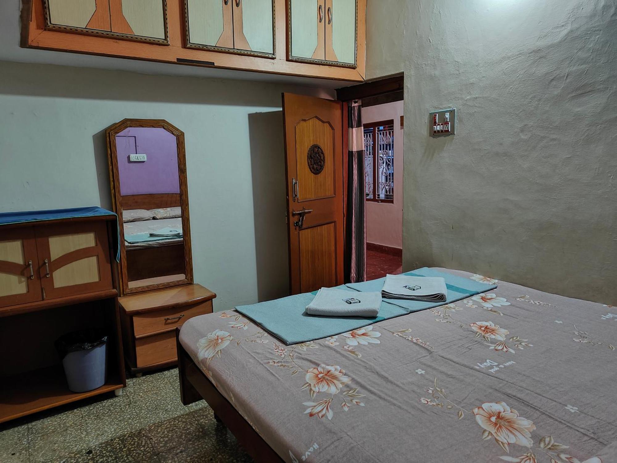 Rocky Guesthouse Hampi Zewnętrze zdjęcie